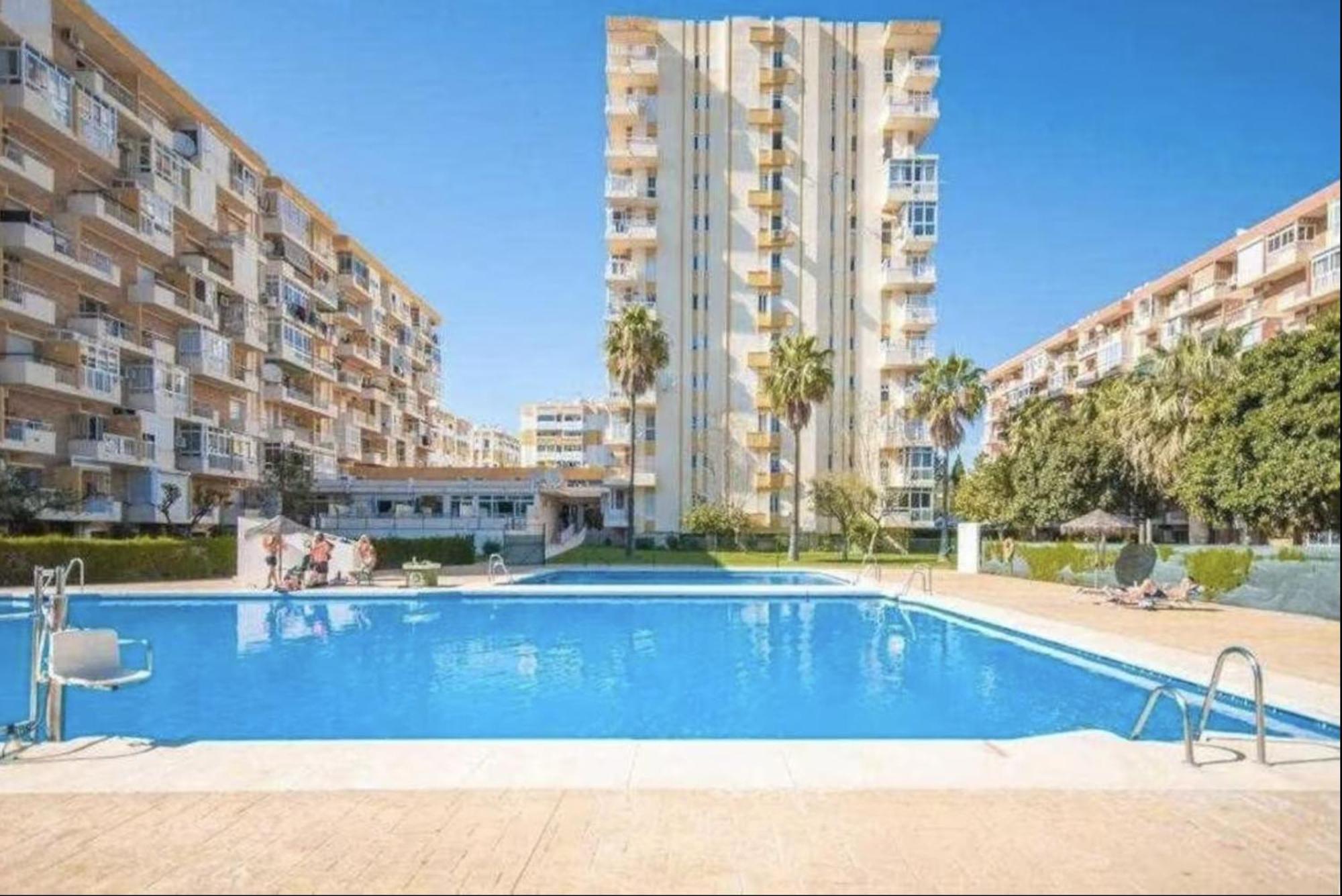 797 Holiday Rentals - Equipado Estudio Cerca Del Parque La Paloma بينالماذينا المظهر الخارجي الصورة